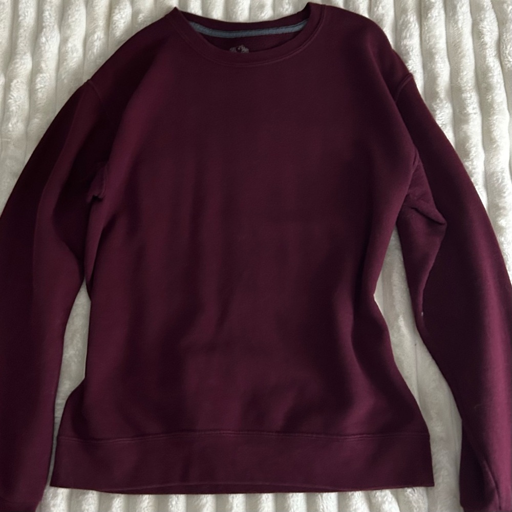 Fruit of the Loom Maroon Crewneck Sweatshirt
